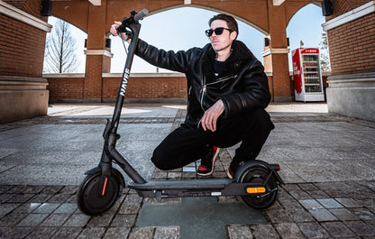NAVEE E25 pro elektrisk scooter