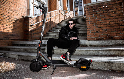 NAVEE E25 pro elektrisk scooter